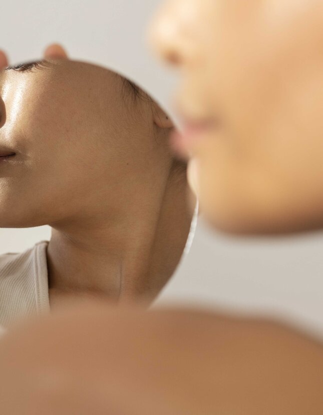 Veido raudonis ir išsiplėtę kapiliarai: kaip efektyviai gydyti?